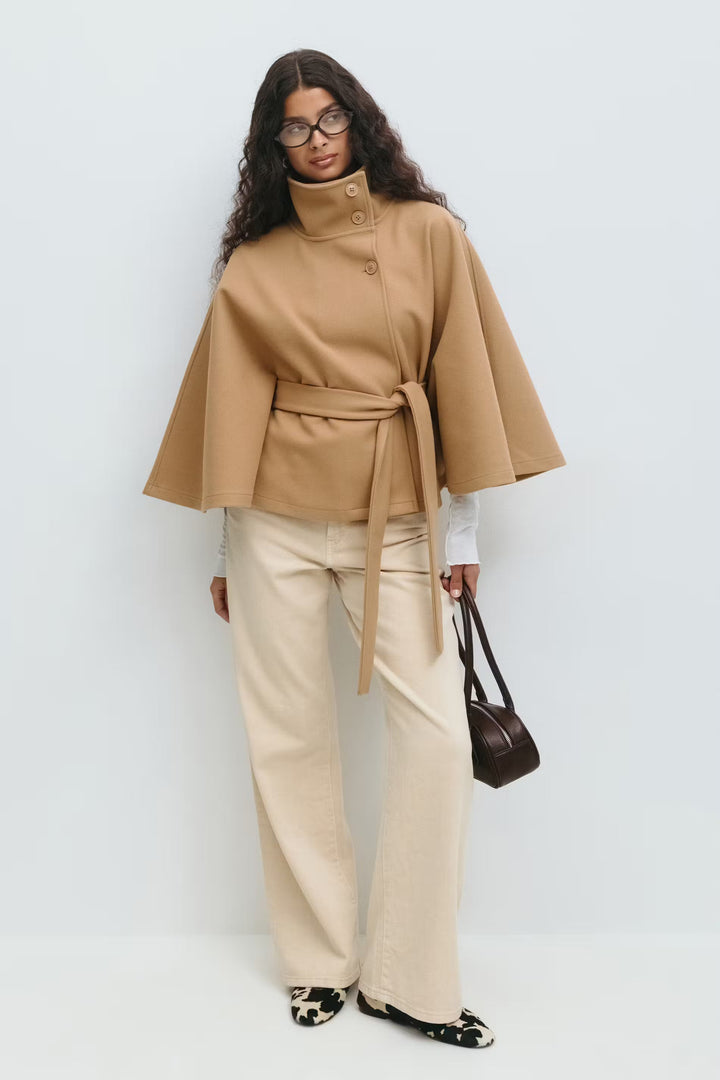 Selena™ – Vyöllinen viittatakki naisille