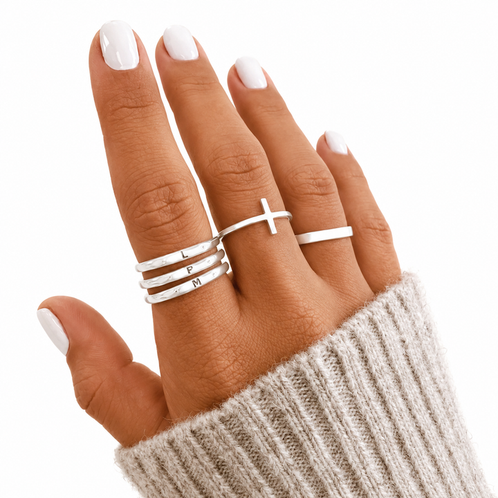 Anillo con Letra Inicial