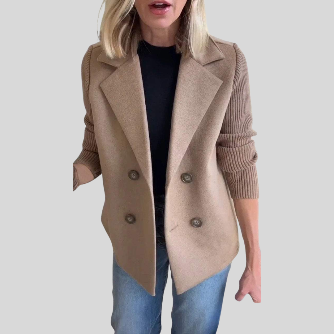 Lenora™ – Tyylikäs premium-bleiseri neulotuilla hihoilla