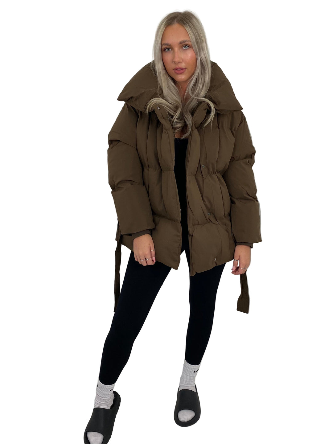 Karly™ – Lyhyt puffer-takki vyötärötaskuilla
