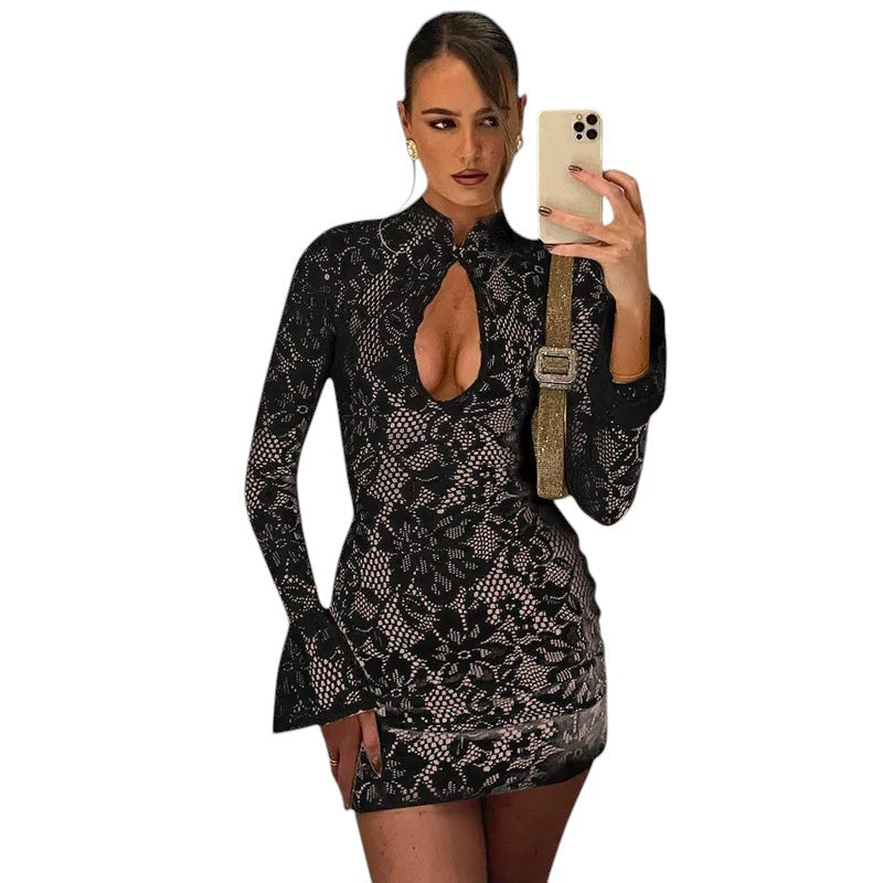Robe en maille avec empiècements en tulle