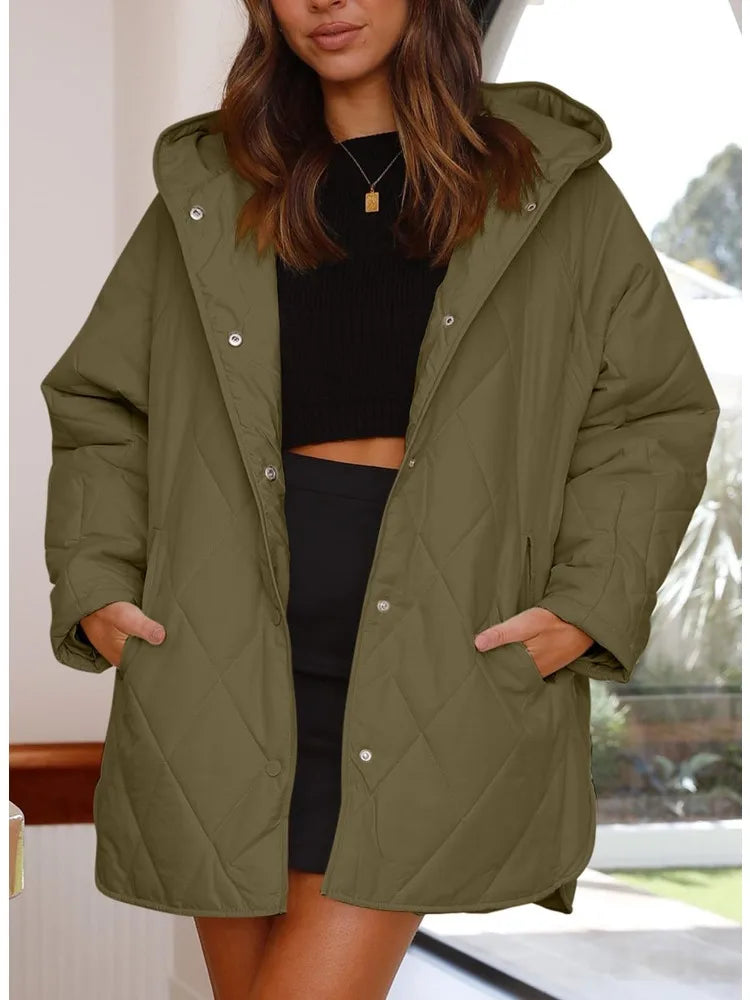 Corvaya™ – oversize-talvitakki hupulla