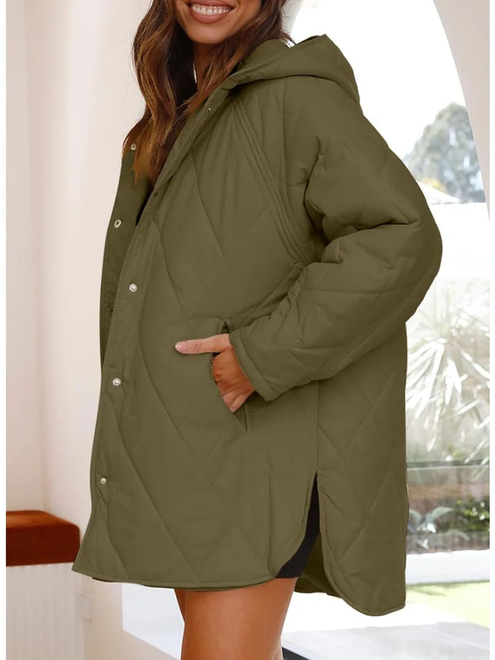 Corvaya™ – oversize-talvitakki hupulla