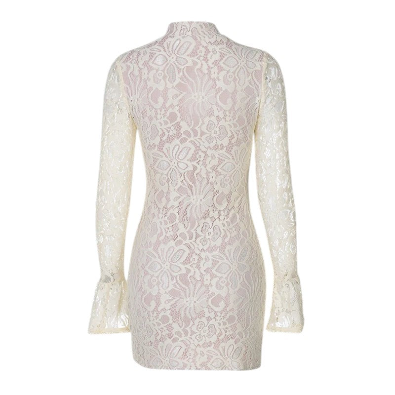 Robe en maille avec empiècements en tulle
