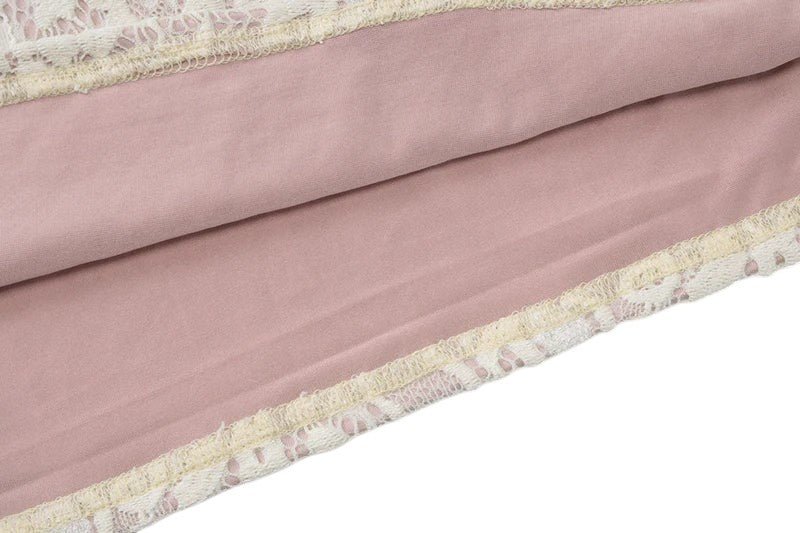 Robe en maille avec empiècements en tulle