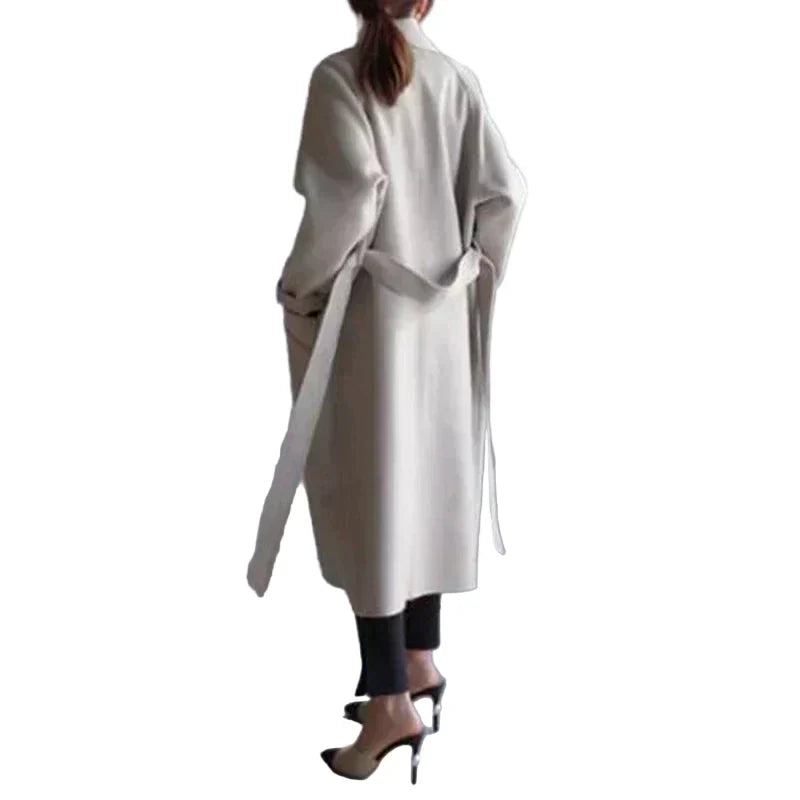 Elowen™ – Elegantti pitkä takki vyöllä