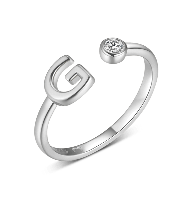 Anillo de letra inicial