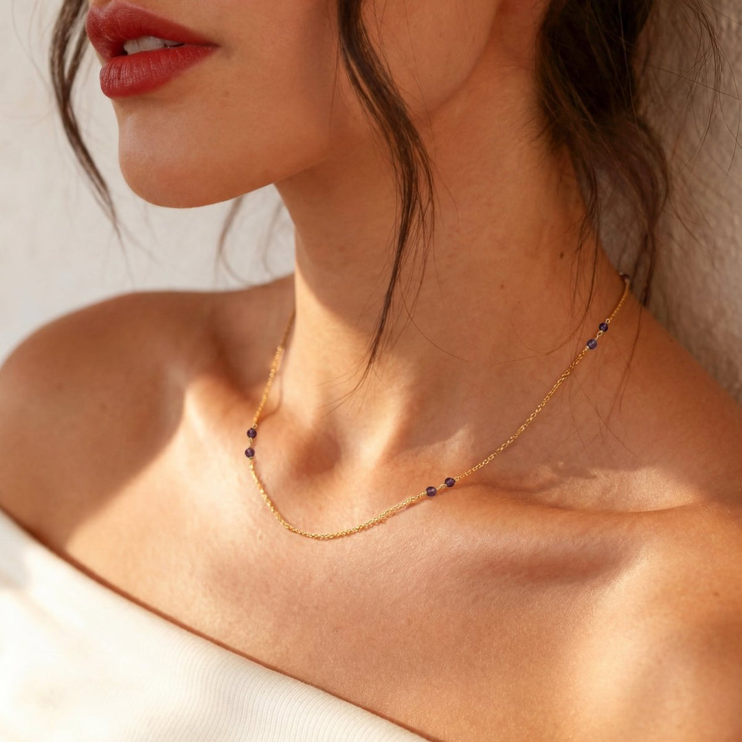 Collar Violáceo