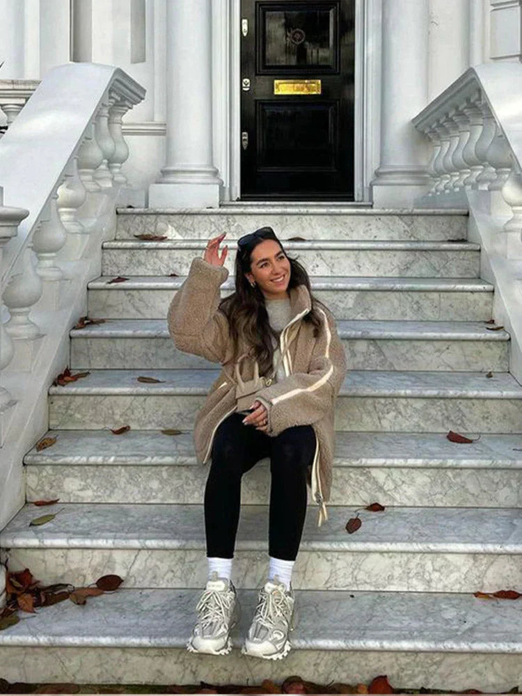 Rose™ – Naisten oversize-takki teddykankaasta, vetoketjulla