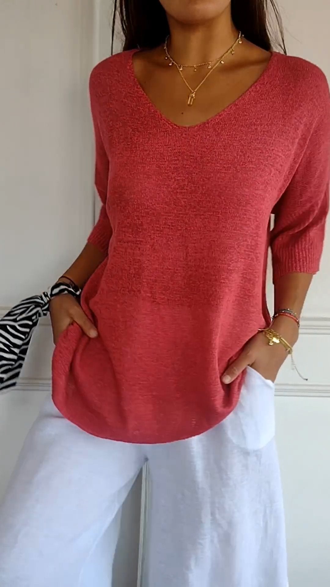 LAUREN™ - Rentoa V-pääntie Toppi