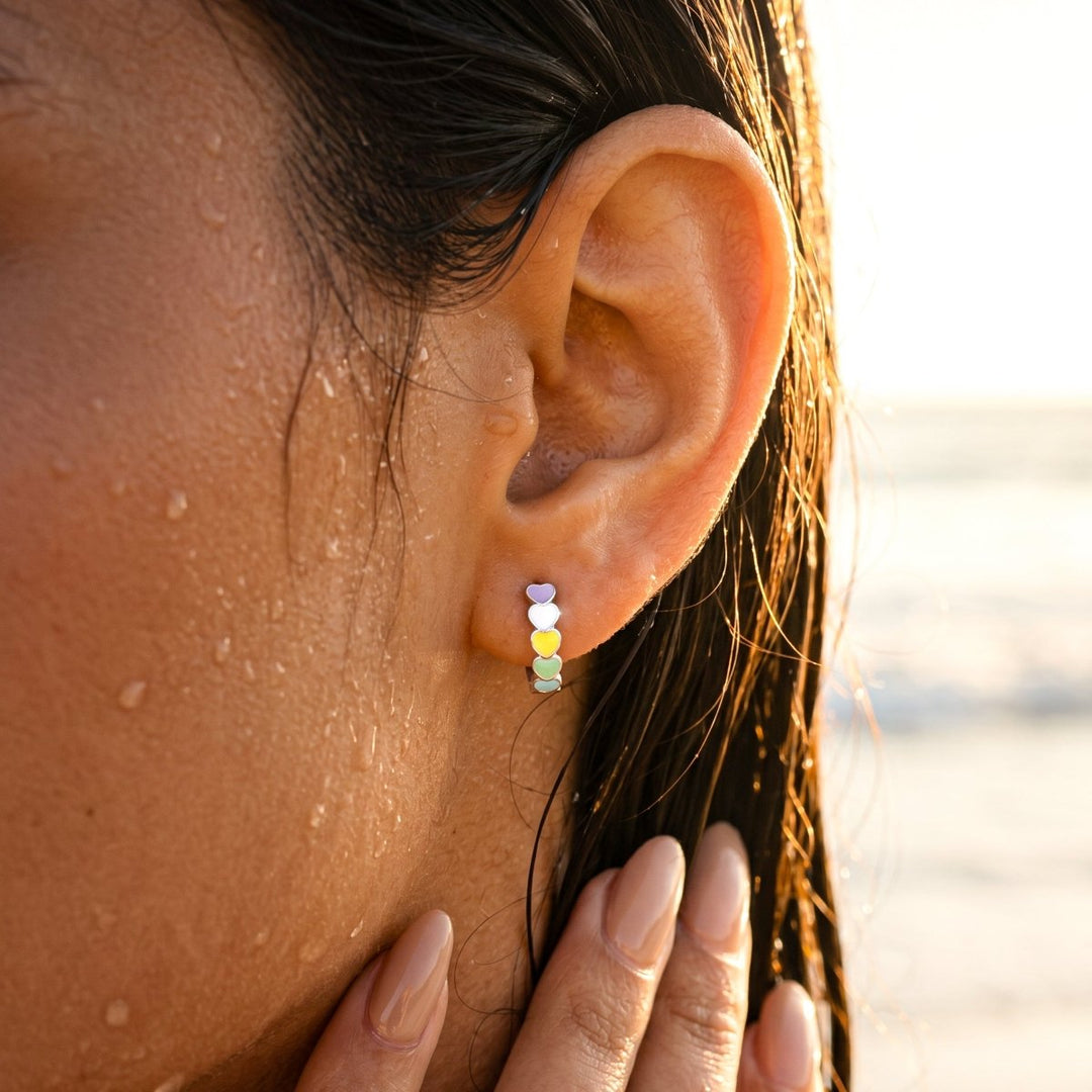 Pendientes de amor coloridos